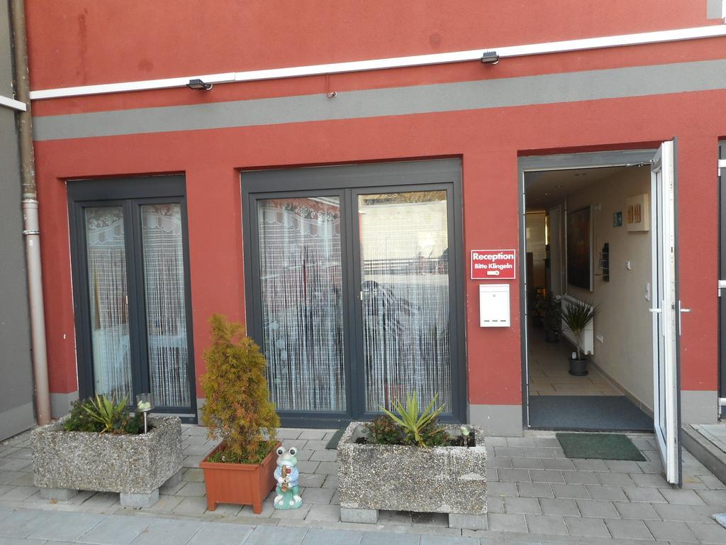 Pension Alis Augsburg Exterior photo